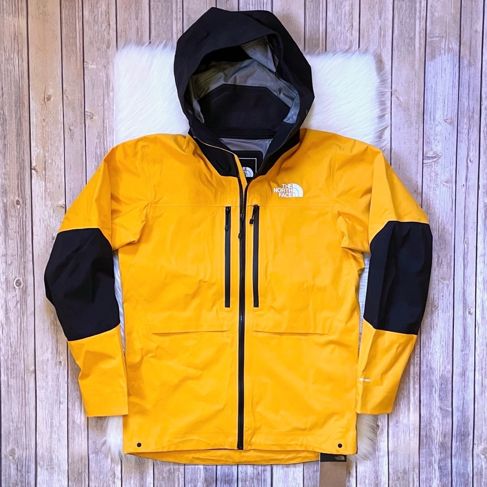 The North Face Men’s L5 DryVent Shell Ski Jacket In Summit M  Gold
